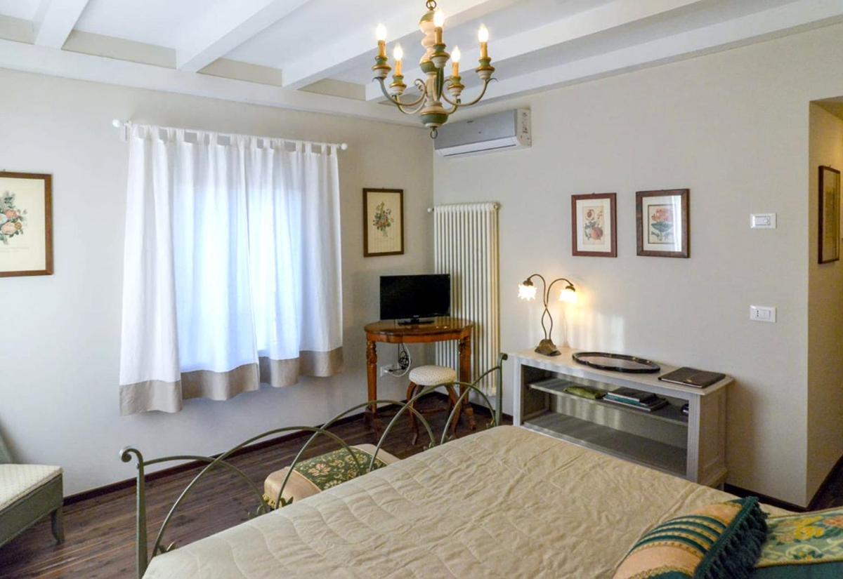 I Torretti Locazione Turistica, Ristorante, Lounge Bar Hotel Asolo Exterior foto